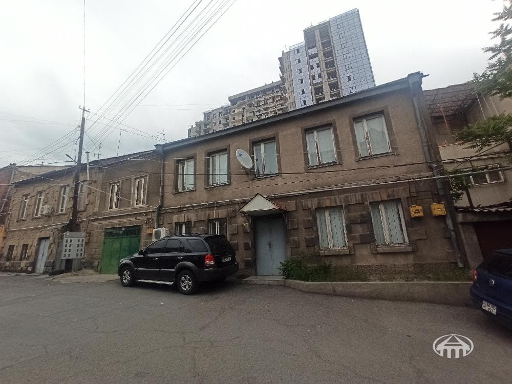 Land · 427 m² · Yerevan