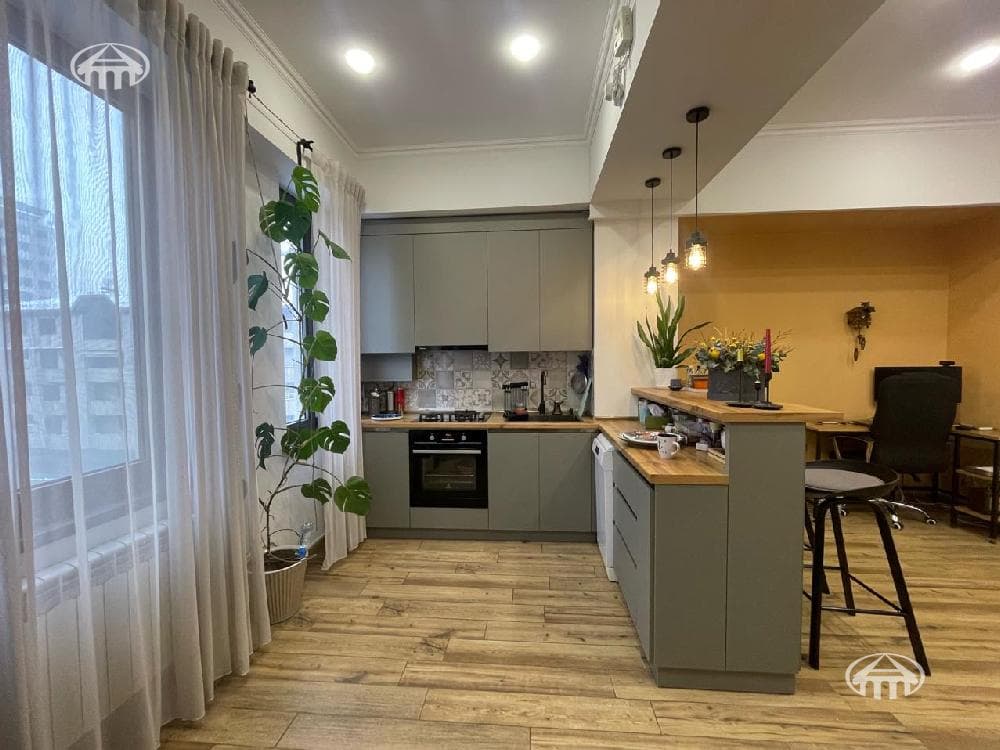 Apartment · 2 rooms · 61 m² · Yerevan