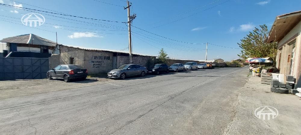 Land · 7,600 m² · Yerevan
