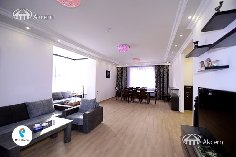 Особняк · 8 комн. · 520 м² · с. Ариндж