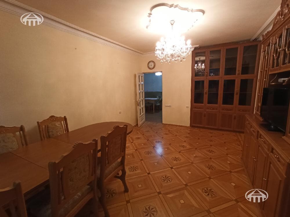 Квартира · 74 м² · Ереван