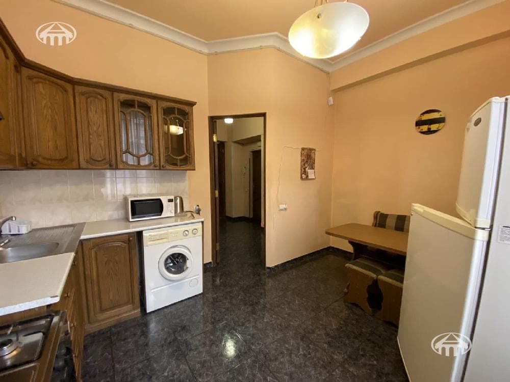 Квартира · 77 м² · Ереван