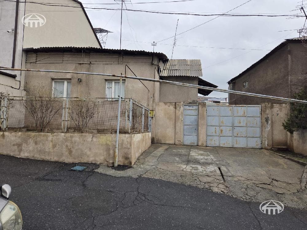 Участок · 606 м² · Ереван