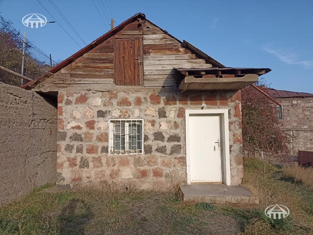 Особняк · 2 комн. · 63 м² · Гарни