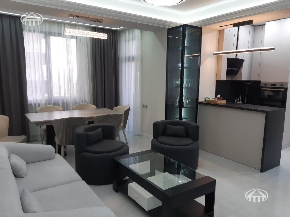 Apartment · 4 rooms · 107 m² · Yerevan