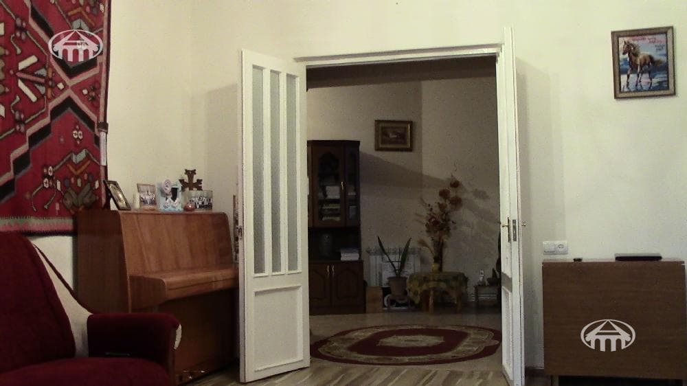 Квартира · 3 комн. · 92 м² · Ереван