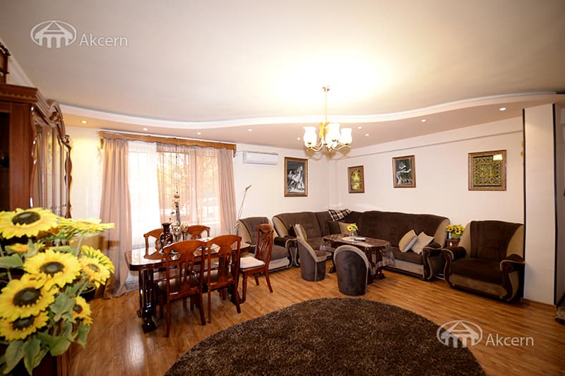 Apartment · 3 rooms · 111 m² · Yerevan