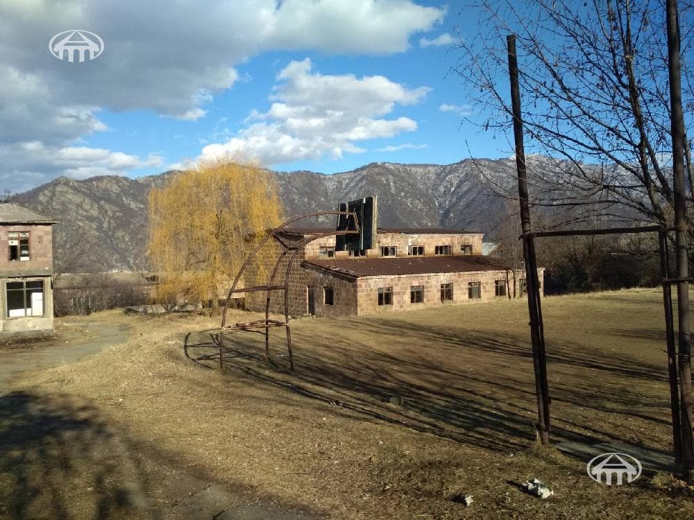 Հյուրանոց · 6175 մ² · Օձուն
