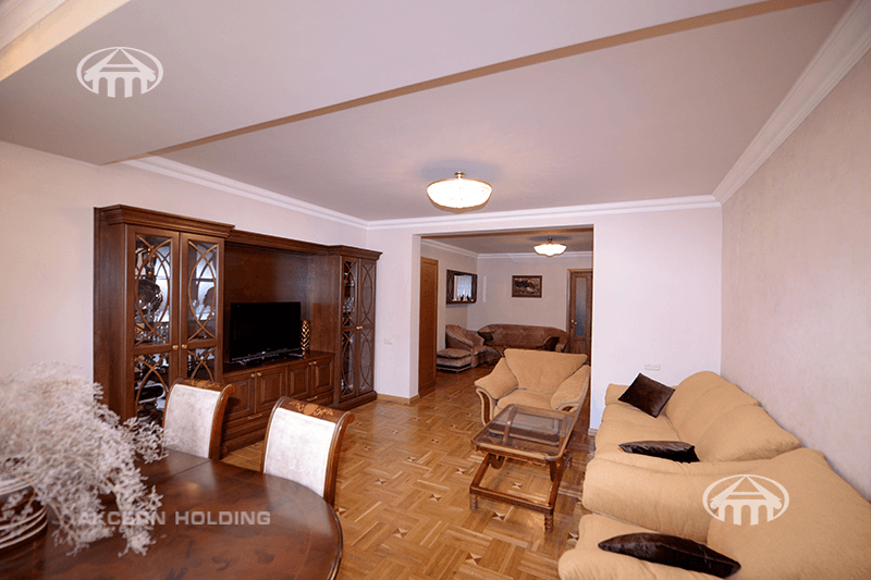 Квартира · 109,6 м² · Ереван