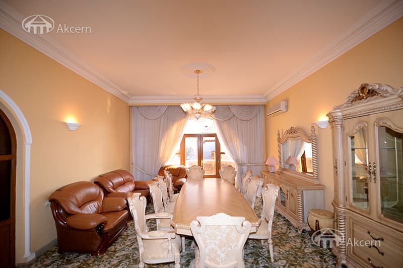 Особняк · 440 м² · Ереван