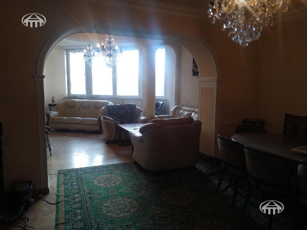 Квартира · 178 м² · Ереван