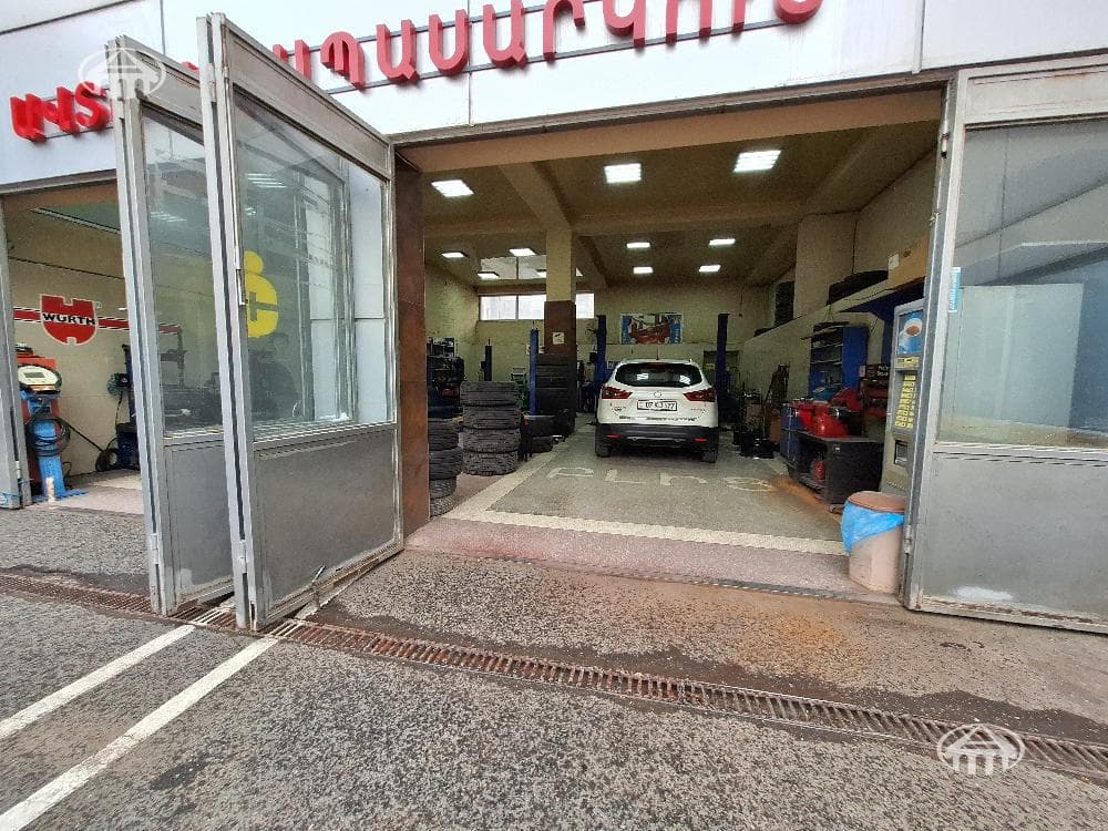 Retail · 182 m² · Yerevan