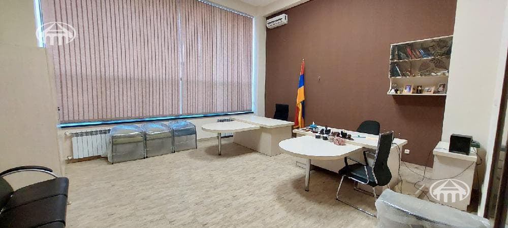 Офис · 67,8 м² · Ереван