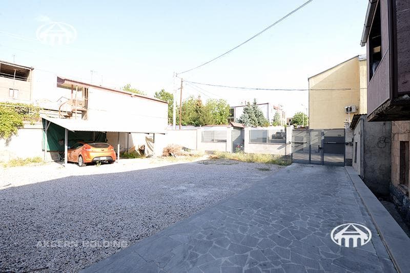 Land · 200 m² · Yerevan