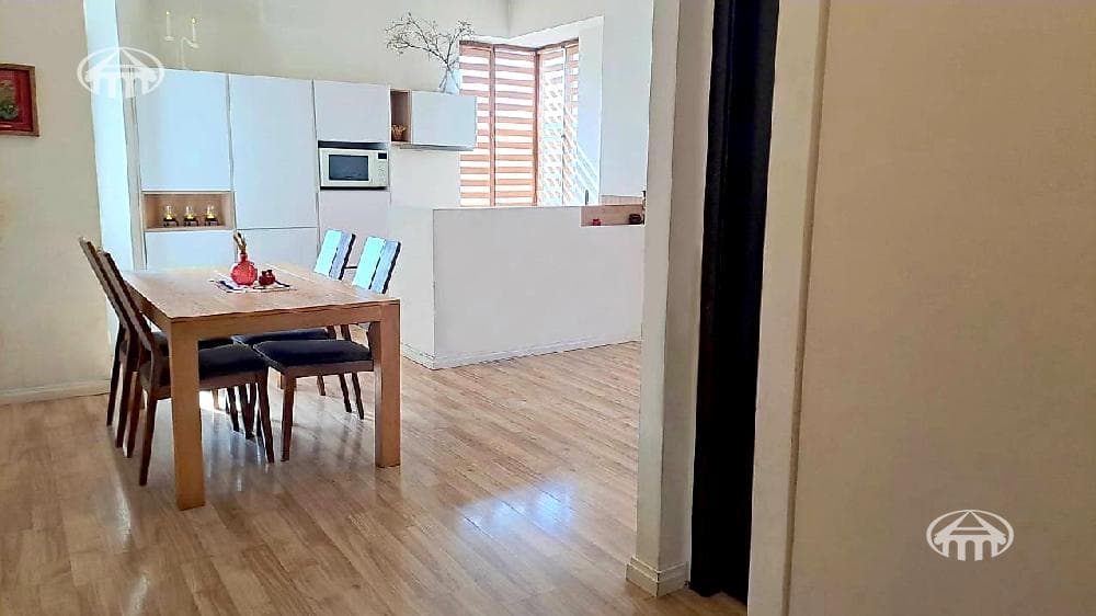 Квартира · 2 комн. · 61,5 м² · Ереван