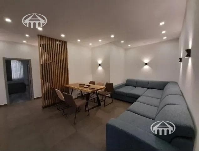 Квартира · 3 комн. · 82 м² · Ереван