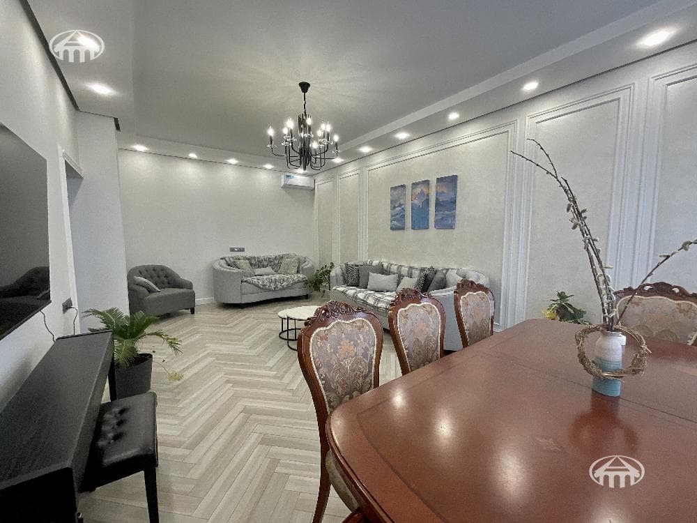 Особняк · 260 м² · Ереван