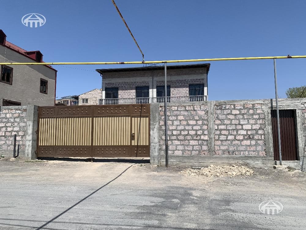 Особняк · 8 комн. · 500 м² · Прошян