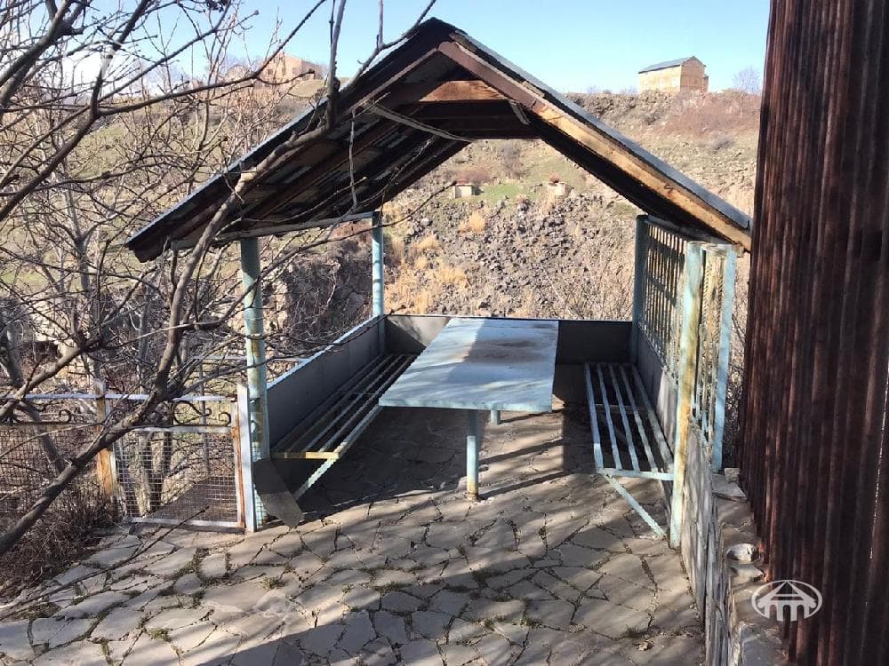 Country house · 98 m² · Karashamb
