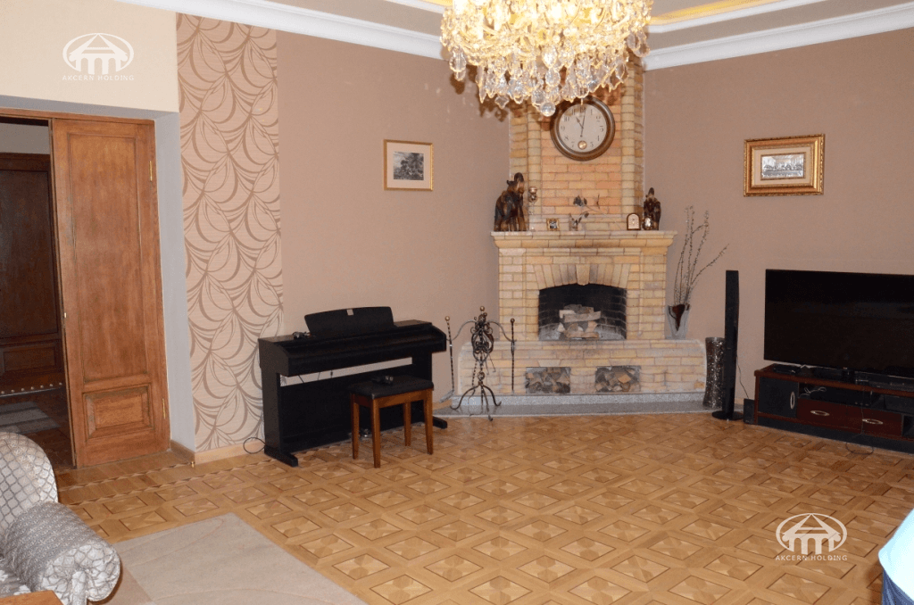 Квартира · 4 комн. · 146 м² · Ереван