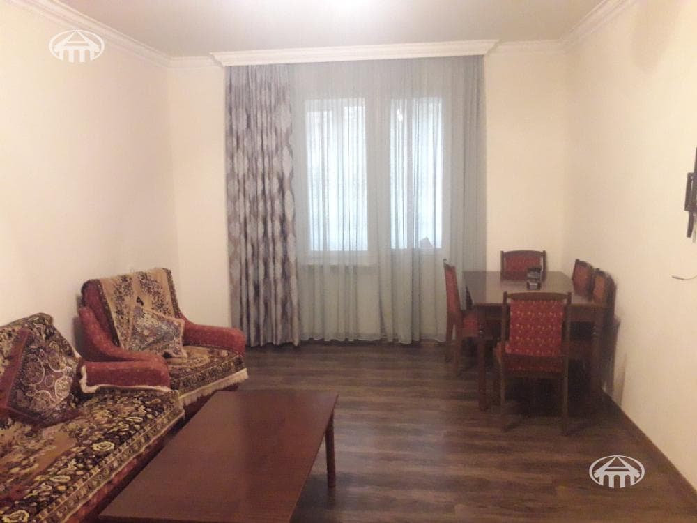 Квартира · 2 комн. · 66 м² · Ереван
