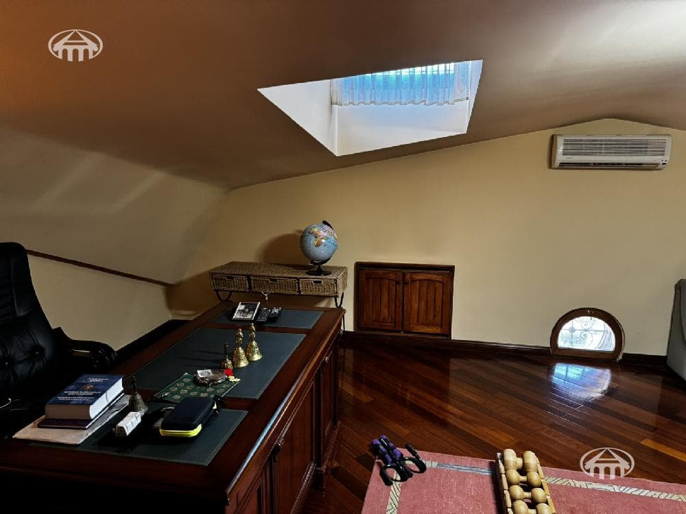 Квартира · 275 м² · Ереван