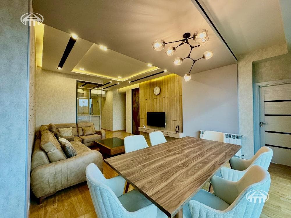 Apartment · 3 rooms · 98 m² · Yerevan