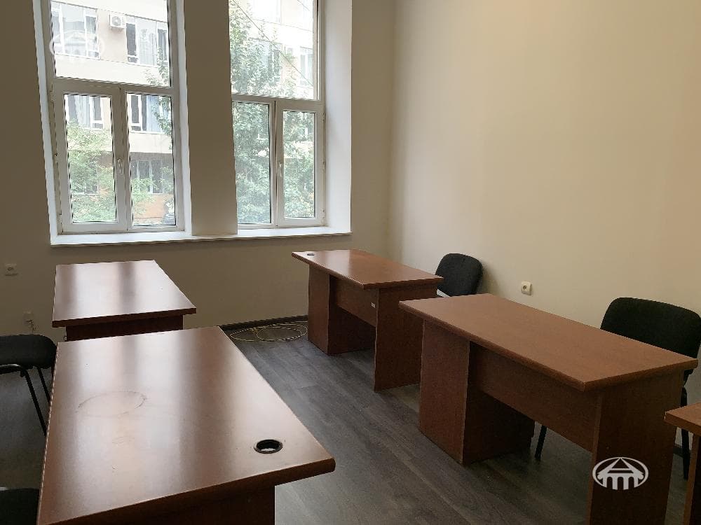 Գրասենյակ · 18 մ² · Երևան