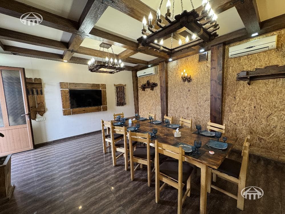 Restaurant · 202 m² · Yerevan