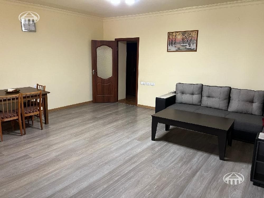 Квартира · 80 м² · Ереван