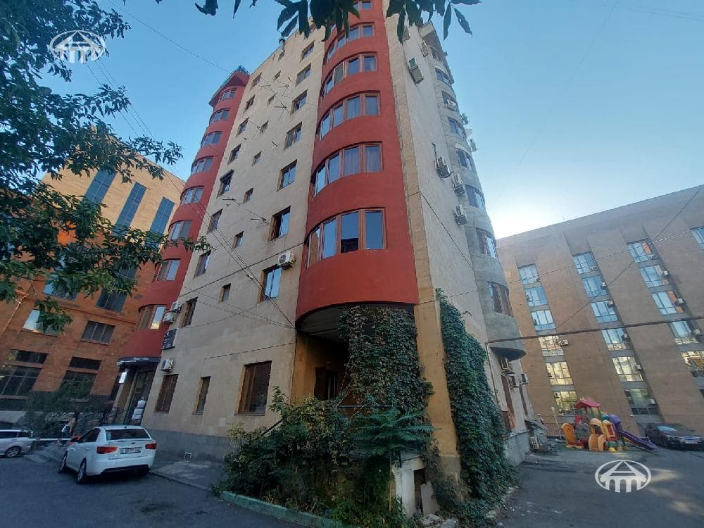 Բնակարան · 3 սեն. · 160 մ² · Երևան