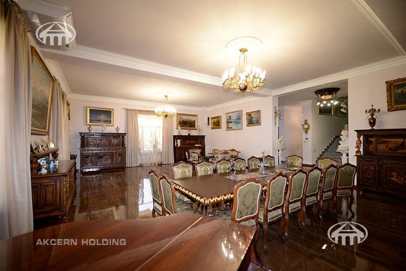 Mansion · 946 m² · Yerevan