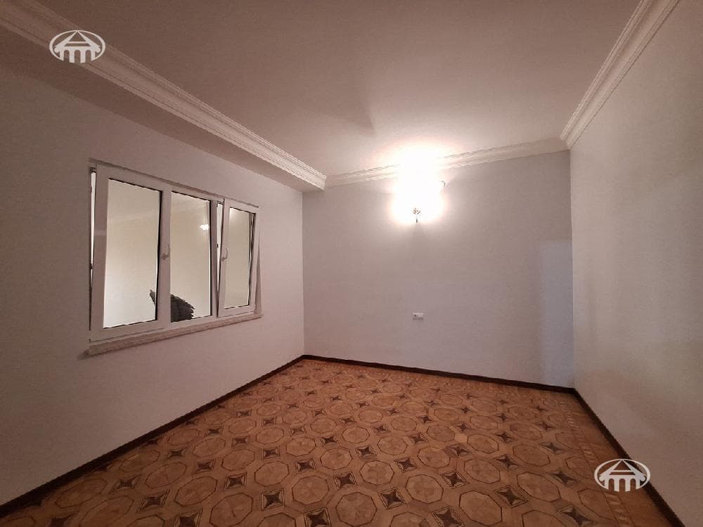 Mansion · 8 rooms · 460 m² · Yerevan
