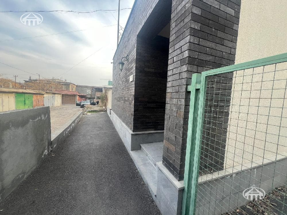 House · 88 m² · Yerevan