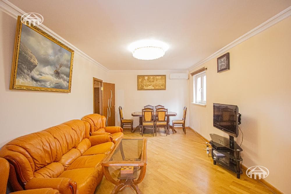 Квартира · 3 комн. · 95 м² · Ереван