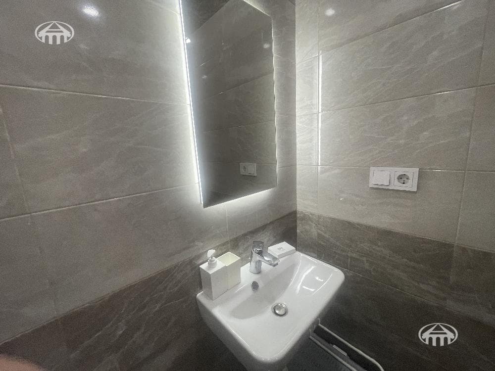 Apartment · 182 m² · Yerevan
