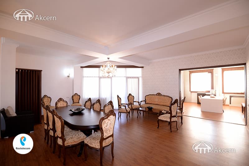 Квартира · 3 комн. · 143 м² · Ереван