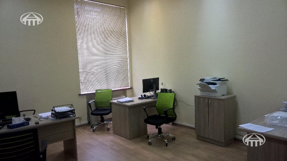 Գրասենյակ · 2899 մ² · Երևան