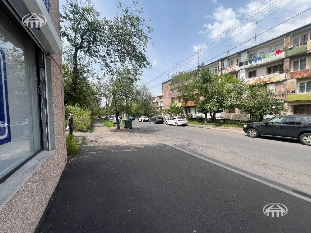 Retail · 340 m² · Yerevan