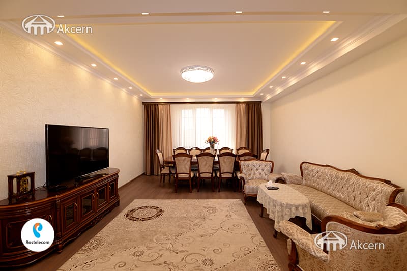 House · 5 rooms · 290 m² · Yerevan