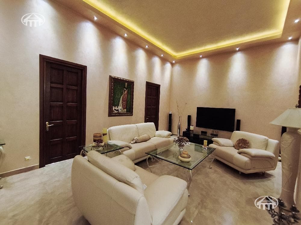 Apartment · 210 m² · Yerevan