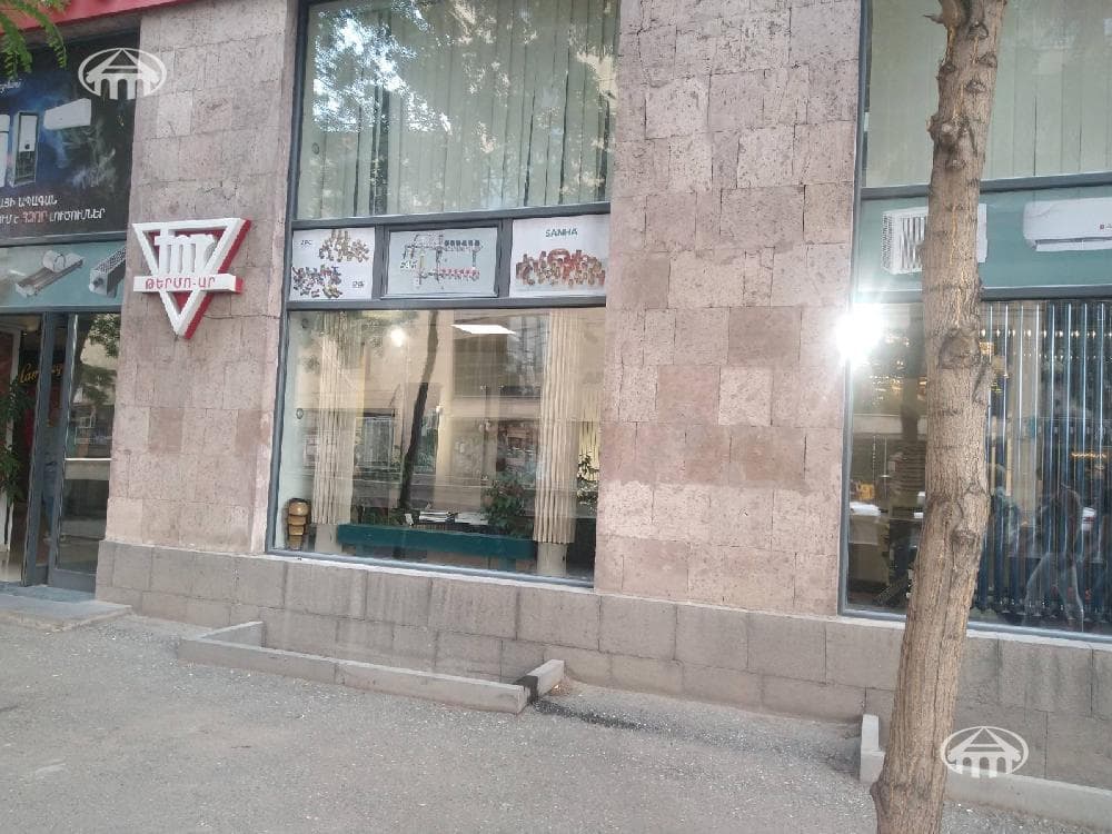 Магазин · 375 м² · Ереван