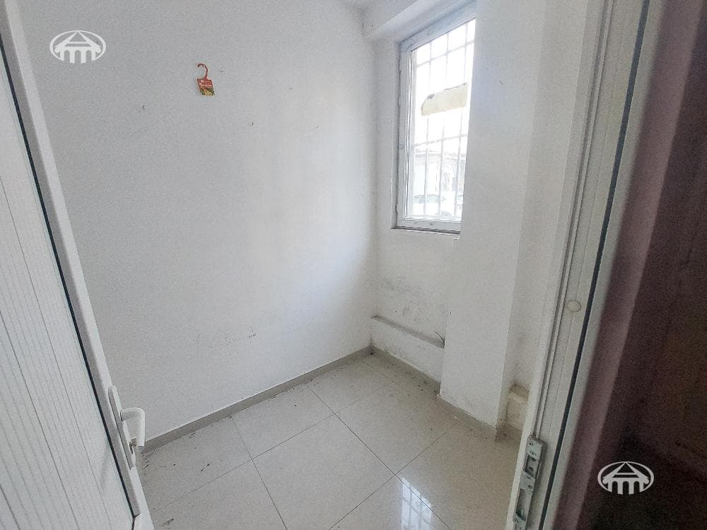 Retail · 71 m² · Yerevan