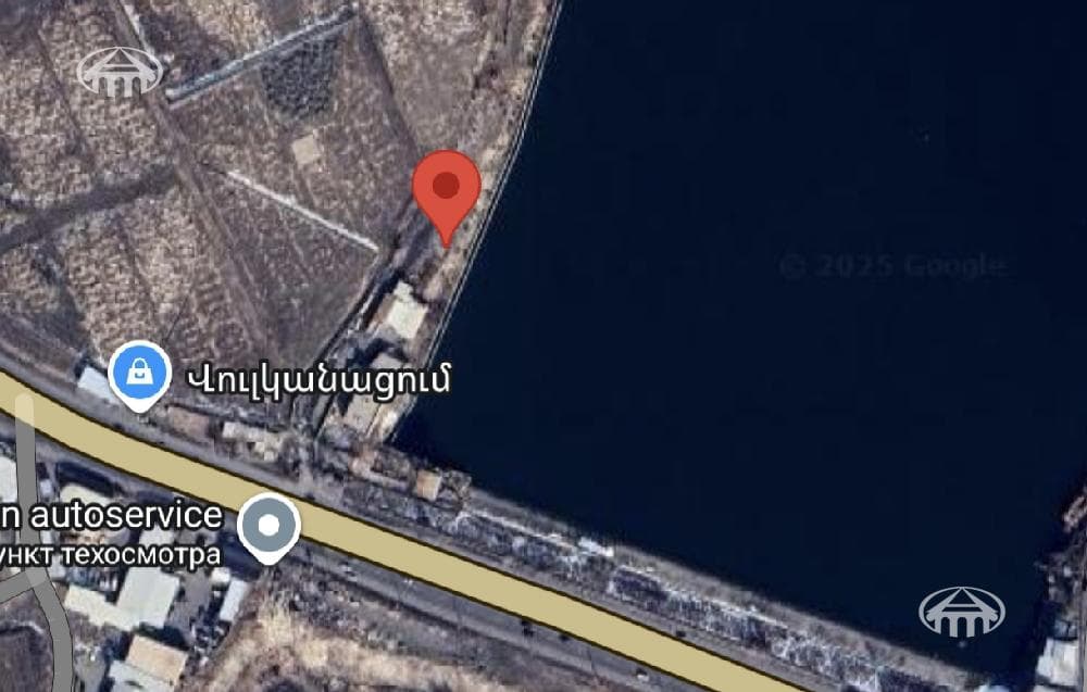 Участок · 950 м² · Ереван
