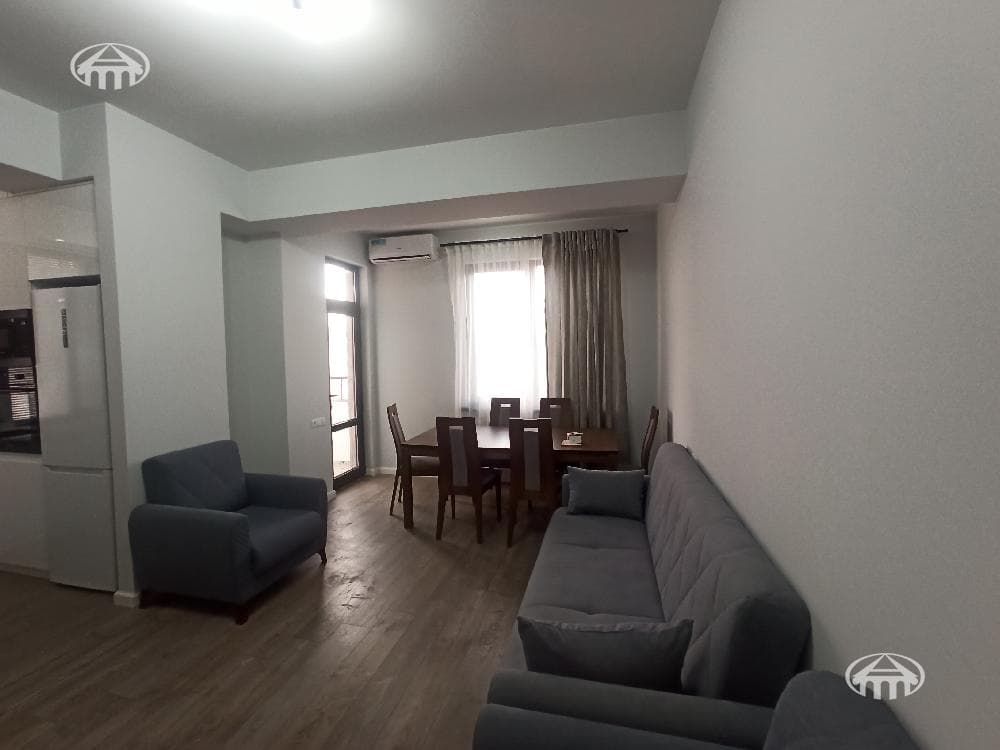 Квартира · 80 м² · Ереван