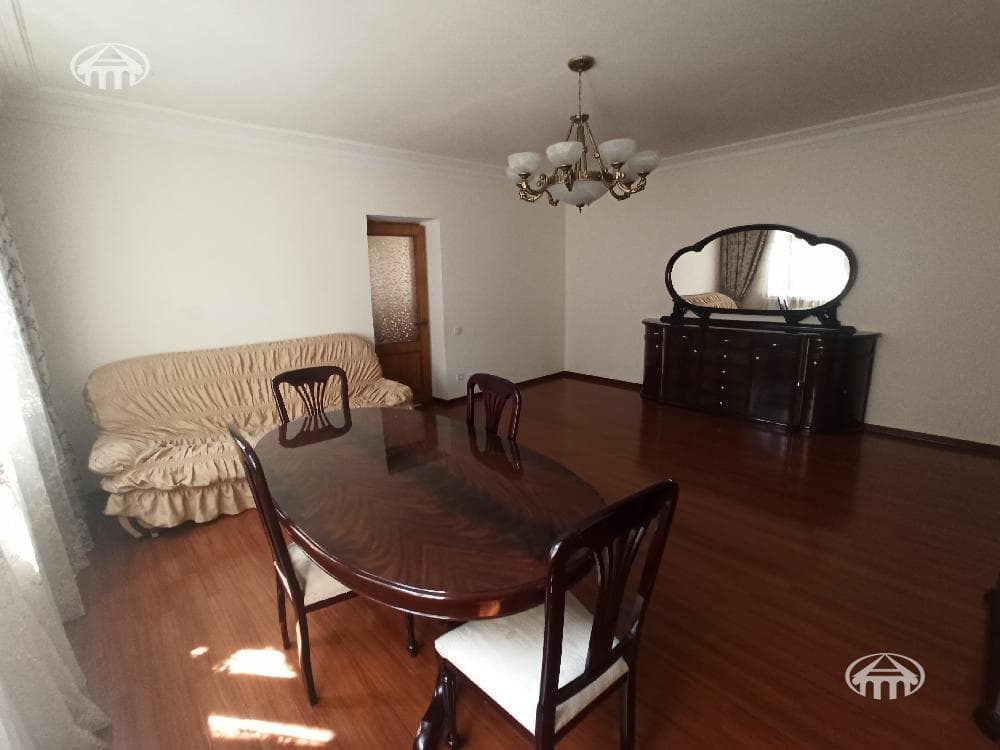 Квартира · 95 м² · Ереван