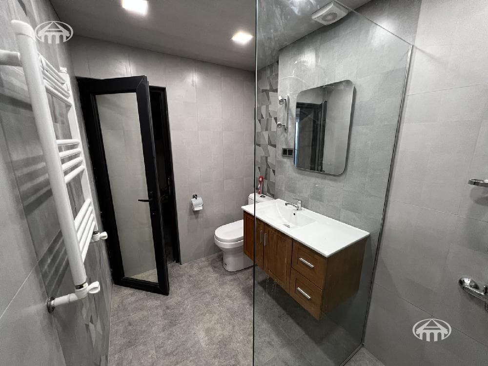 Квартира · 70 м² · Ереван