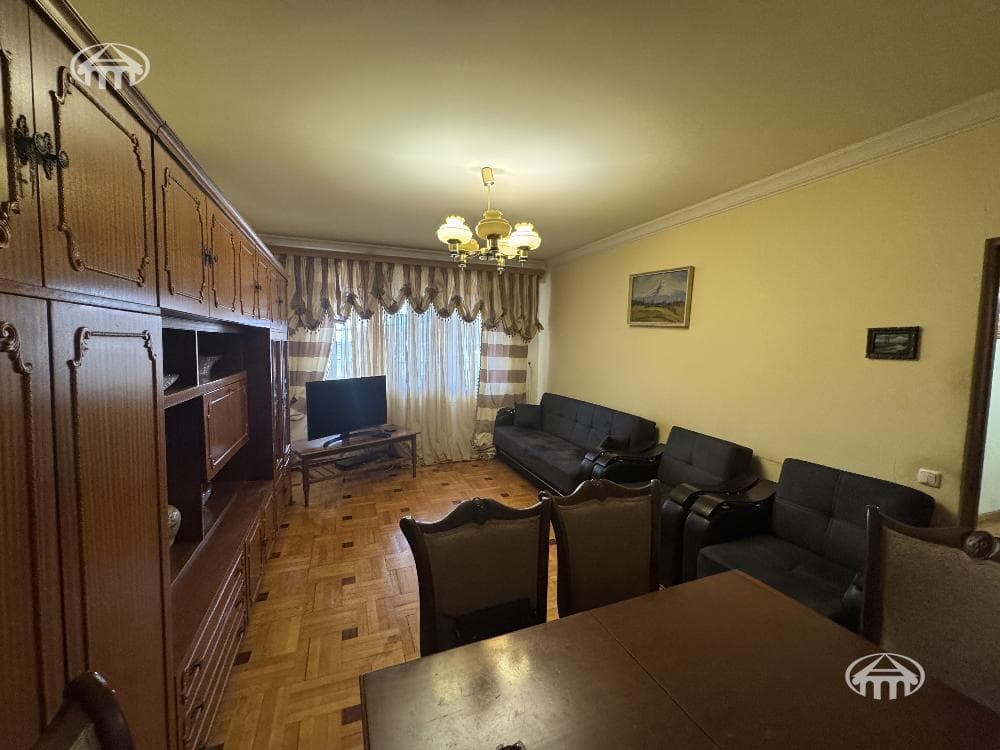 Квартира · 94 м² · Ереван