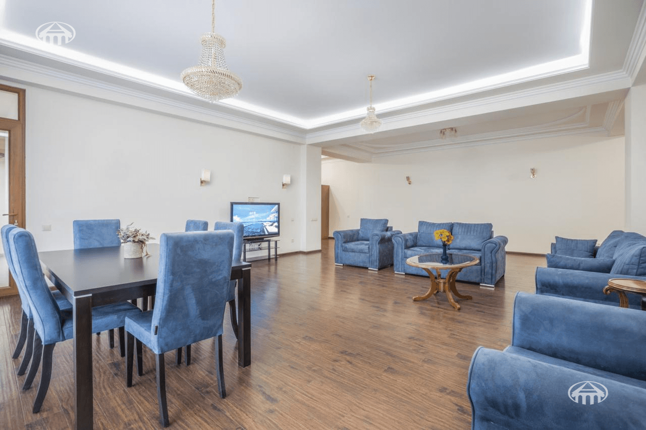 Квартира · 190 м² · Ереван