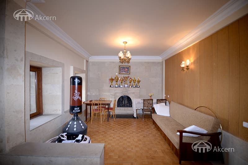 Mansion · 346 m² · Yerevan